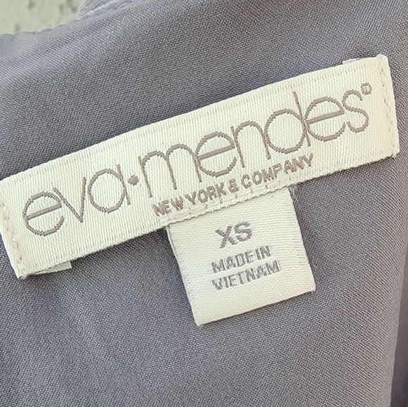 Eva Mendes for NYC feminine sleeveless grey classic business office top size XS - Picture 2 of 10